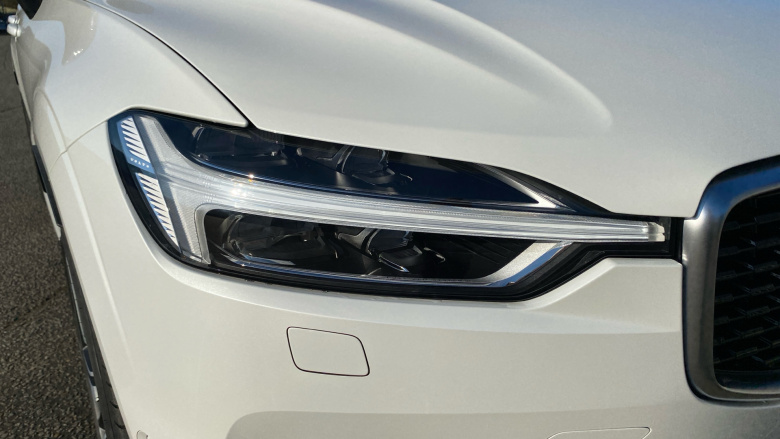 Volvo Xc60 2.0 B4D R DESIGN Pro 5dr AWD Geartronic Diesel Estate